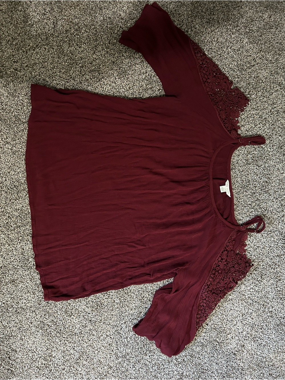 Cato Wine Cold-Shoulder Lace-Trim Tunic